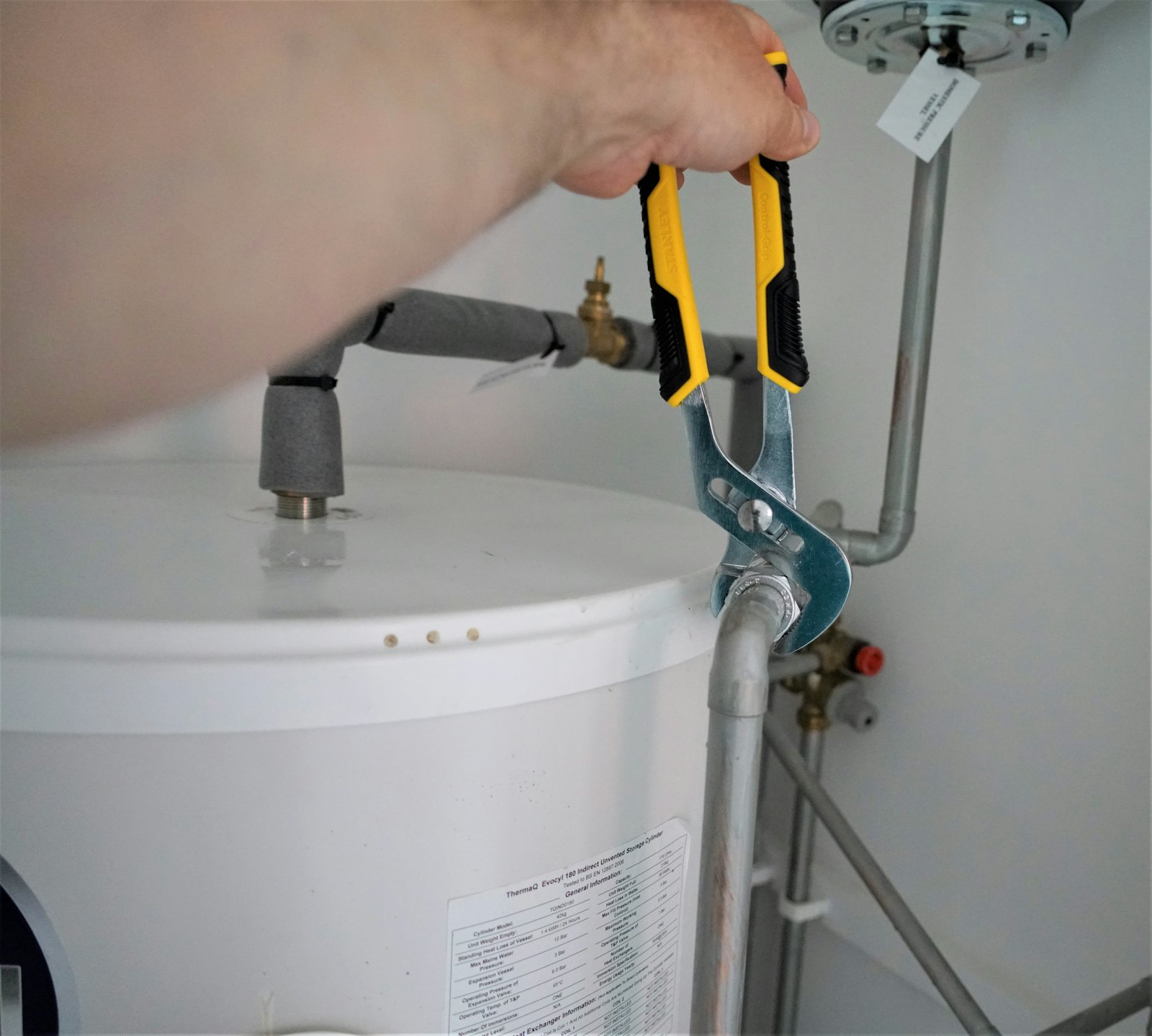 Bay Plumbing Co — plumber in Monroe, NJ